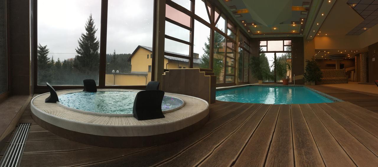 Holiday Park Orava - Hotel Orava Dolny Kubin Exterior foto